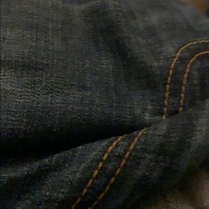 Meet your Posher, Delamu